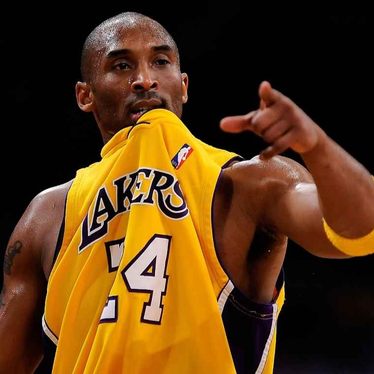 皇冠足球-时光回溯，我们该如何劝阻科比登上那架“死亡直升机”？